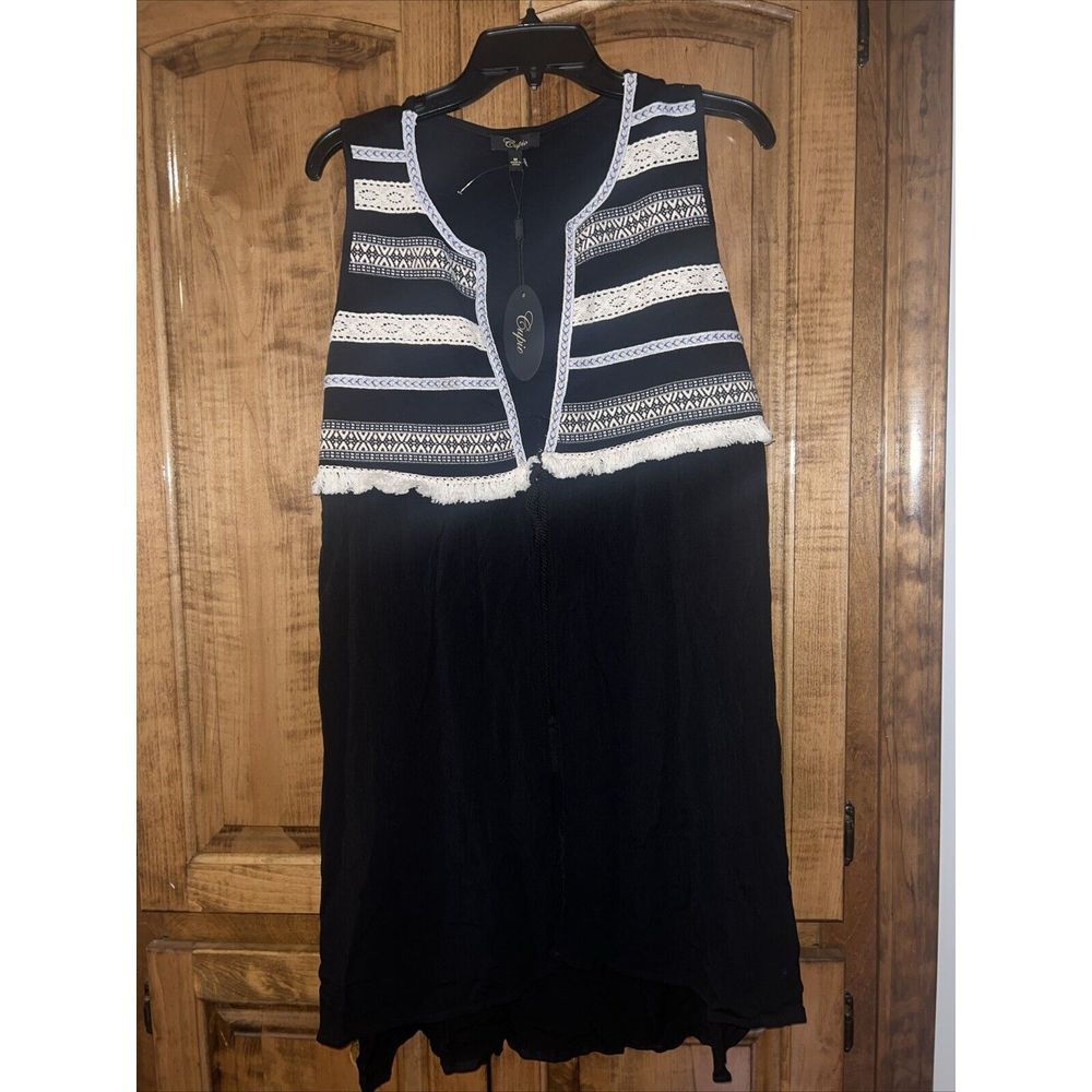 Cupio Vest Kaftan Medium Black Tassel Tie Front Fringe Sleeveless Women  NWT‎